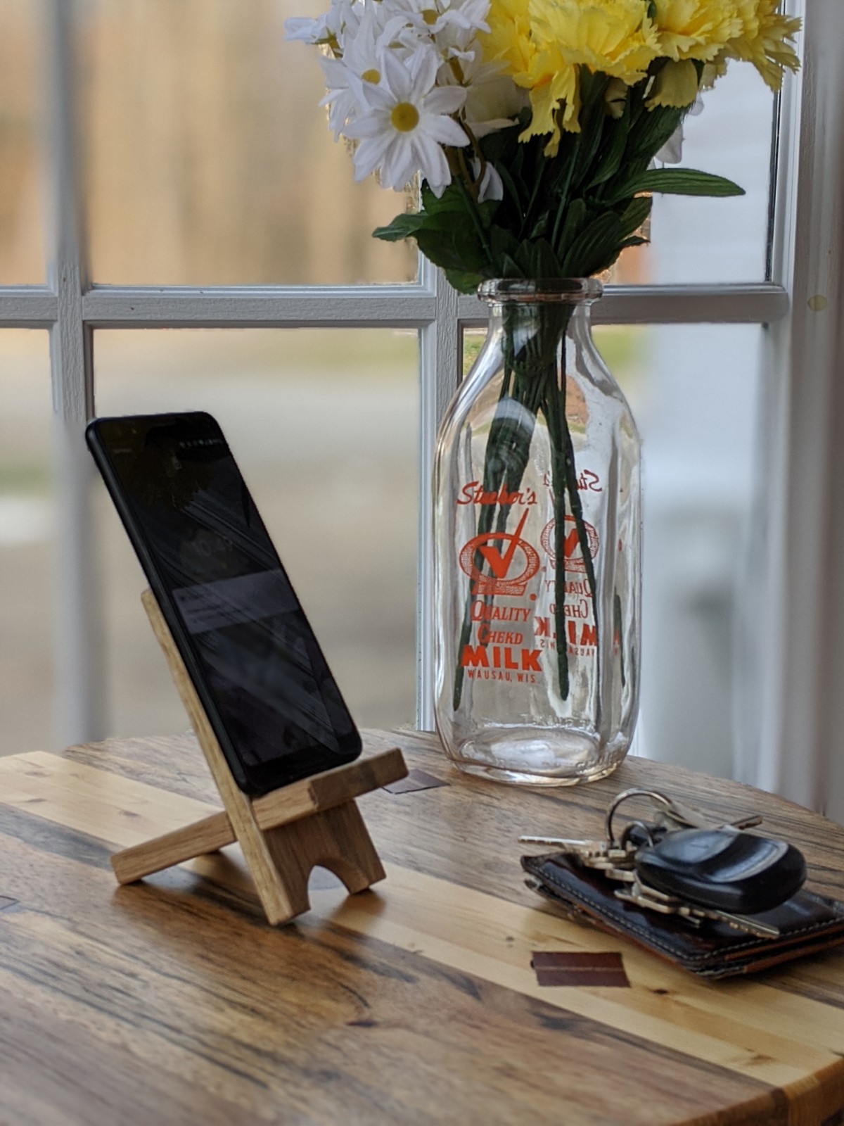 Heartworn Phone Stands